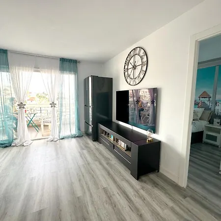Rentaly Carihuela トレモリノス